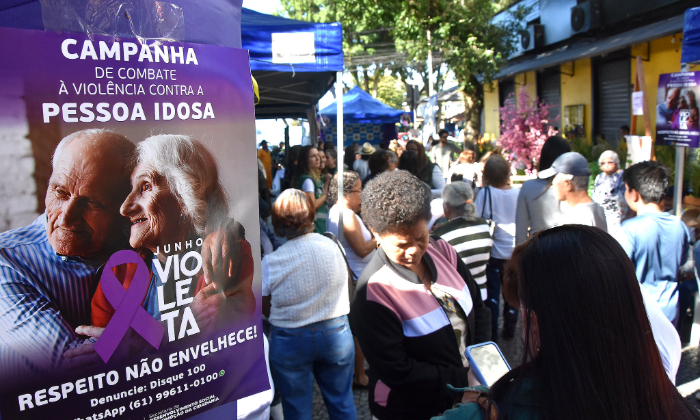 Blitz marca ações do Junho Violeta em Angra dos Reis